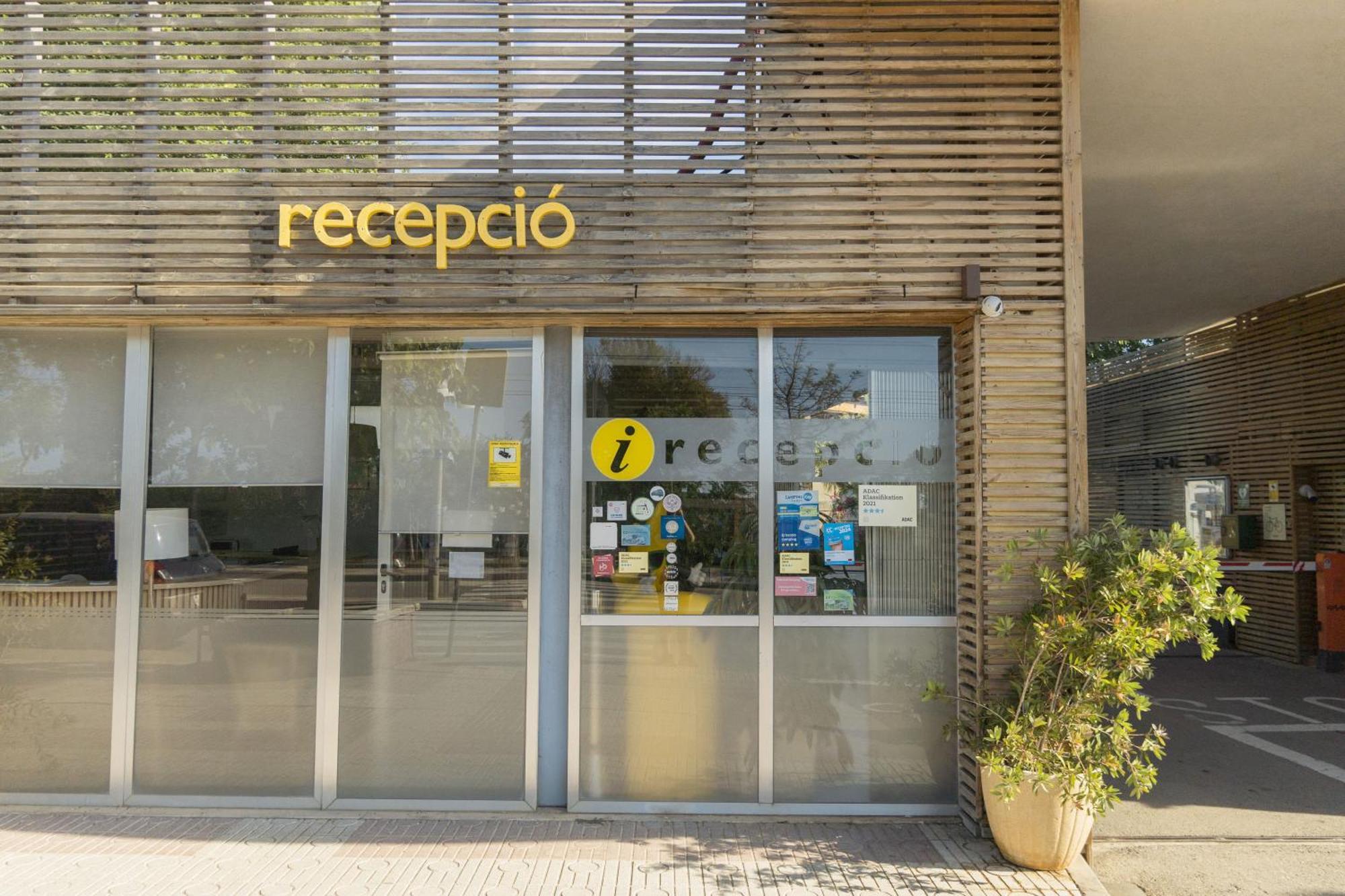 Camping Senia Caballo De Mar Pineda de Mar Exterior photo